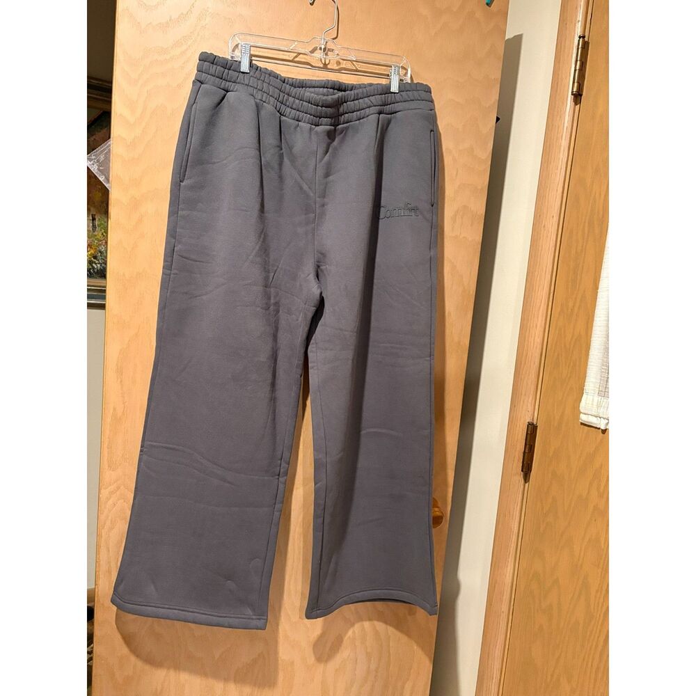Comfrt dark grey wide leg sweats